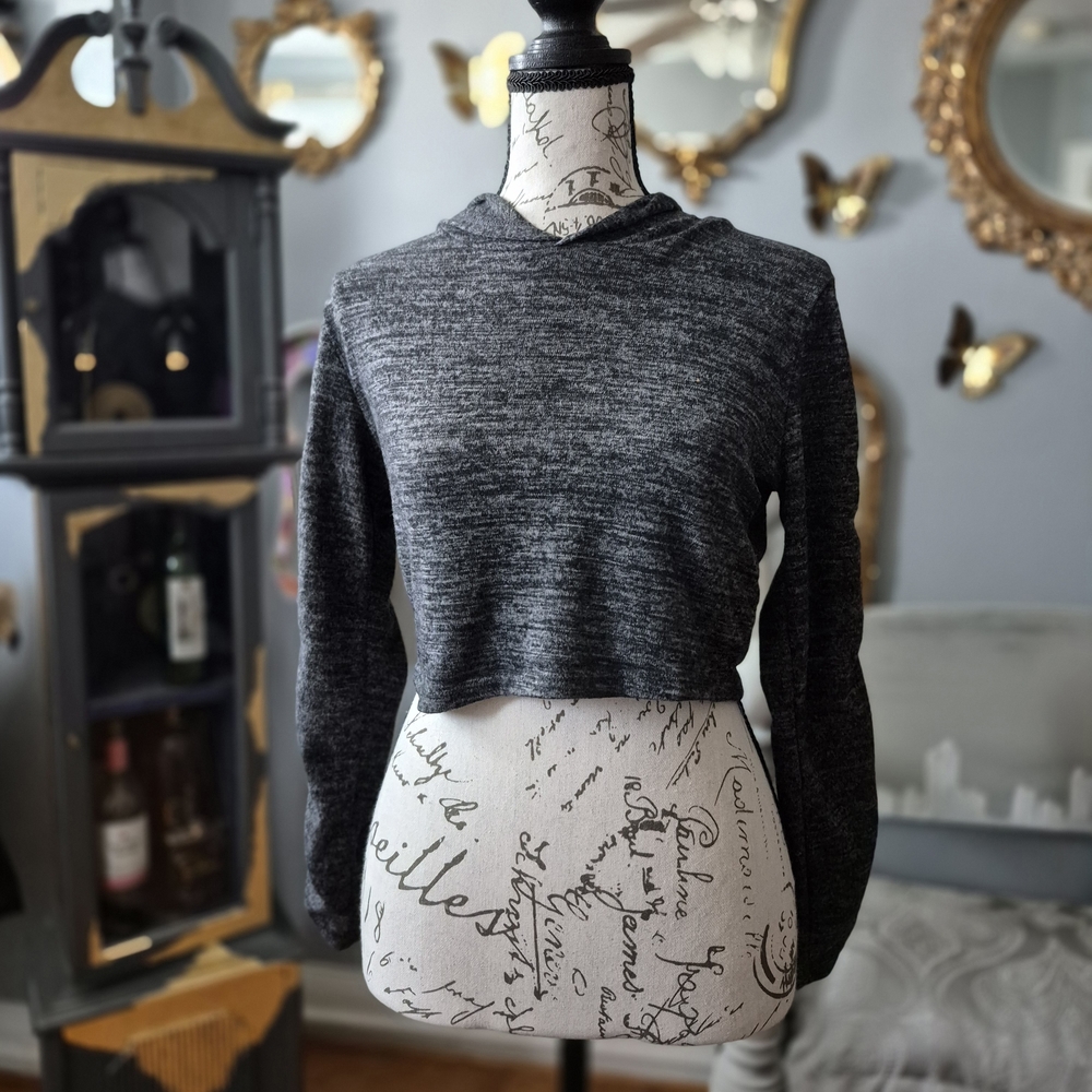 Clé Luv Charcoal Cropped Hoodie Medium